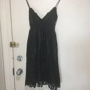 BCBG MIDI SILK LACE DRESSES SIZE XS